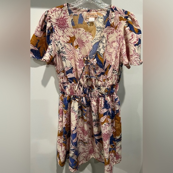Band of the Free Dresses & Skirts - Band of the Free Multicolored Puff Sleeve Lace Up Chest Dress Size M